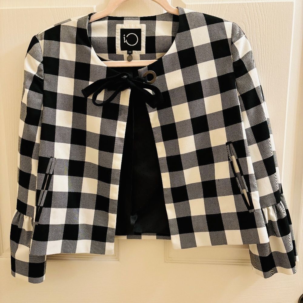 Elegant Black and White Checkered Formal Jacket - Simply Chic! 🖤⚪